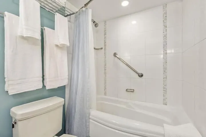 Ocean View Studio W Balcony 2318 Honolulu ABD