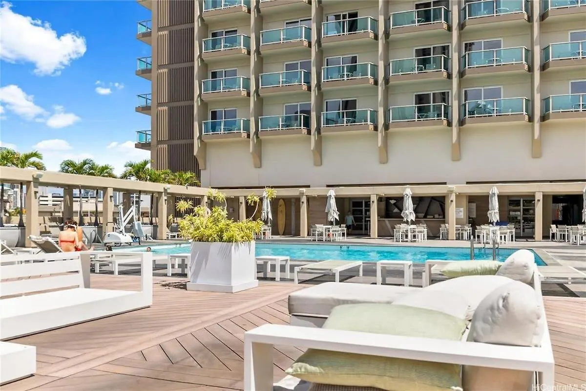 Ocean View Studio W Balcony 2318 Honolulu